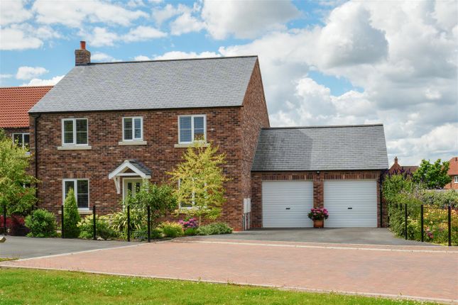 Thumbnail Detached house for sale in Pond View, Tollerton, York