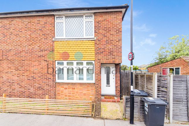 Flat to rent in Cecil Road, Croydon