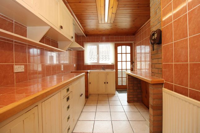 26 Little Park Road, Paignton photo 4