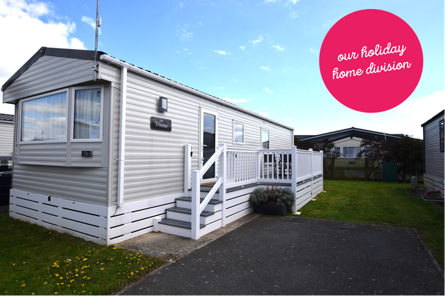 2-bed caravan on 16 Woodland Walk, Eastbourne Road, Pevensey, £55,000