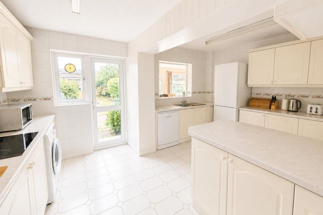 12, St. Margarets Avenue, Ashford photo 3