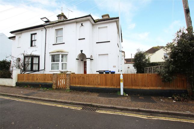 Thumbnail Flat to rent in Hertford Road, Worthing, West Sussex