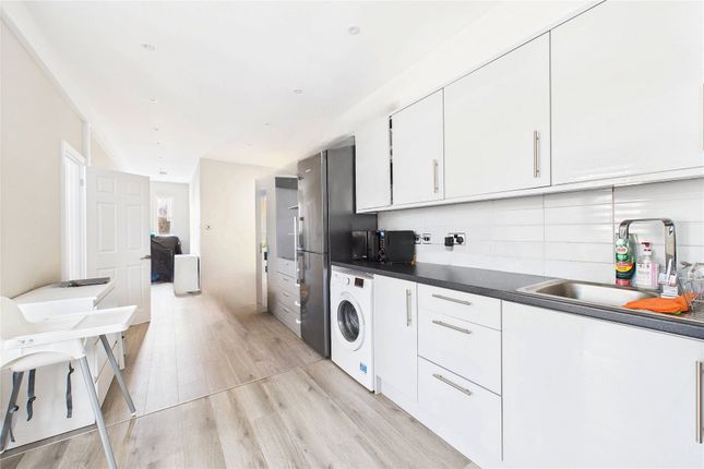 Flat 5, 4, Rectory Road, Wokingham photo 4