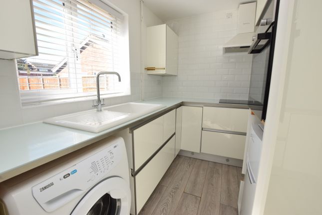 34, Glebe Road, Huntingdon photo 2