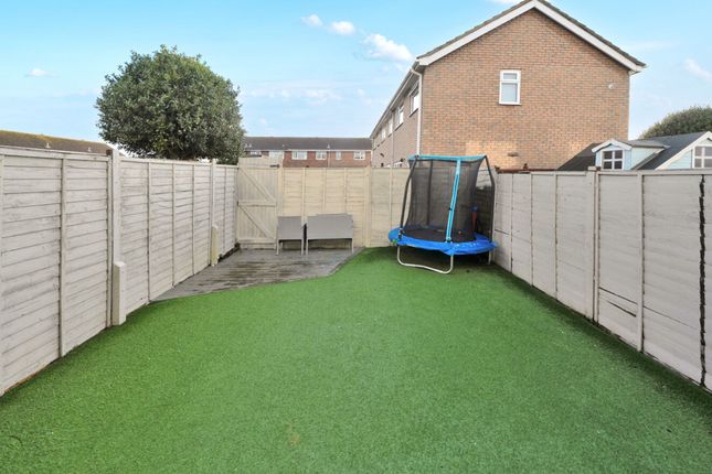 45 Flansham Park, Bognor Regis photo 4