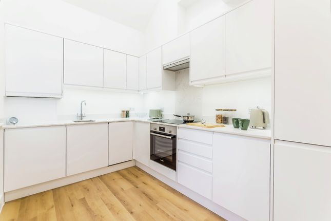Terraced house for sale in Goschen Mews, South Croydon