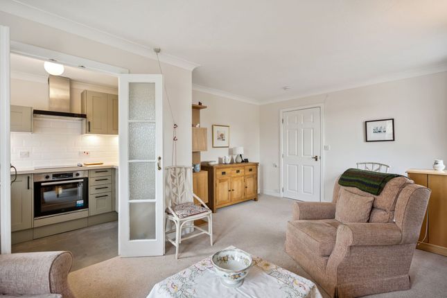 18 Glenallan Court Stirling Road, Dunblane photo 4