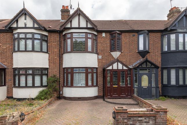 Larkshall Road, E4
