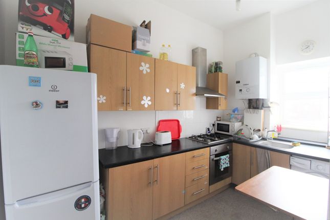 Thumbnail Flat to rent in Bramcote Grove, London