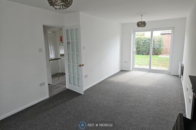Webbs Wood, Peatmoor, Swindon photo 5