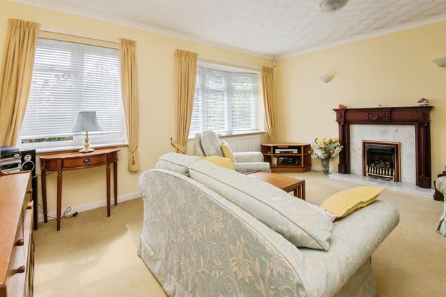 27, Woodcock Way, Axminster photo 4