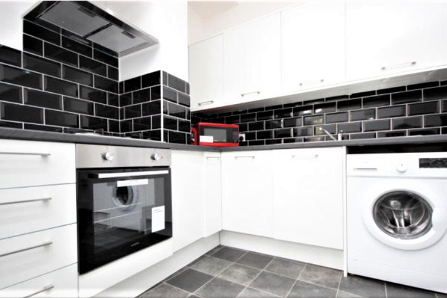 Shared accommodation to rent in Romney Street, Salford