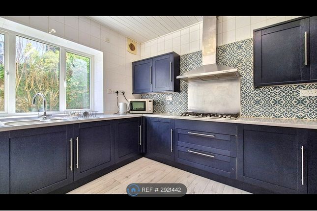 Room, Nant Y Gro Garth Road, Bangor photo 3