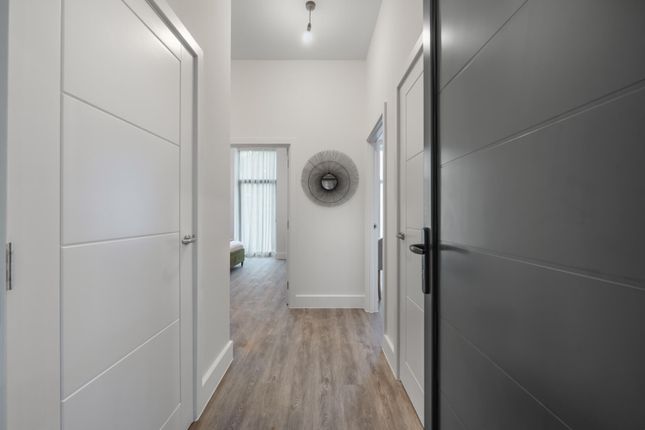 125, The Stow, Harlow photo 4