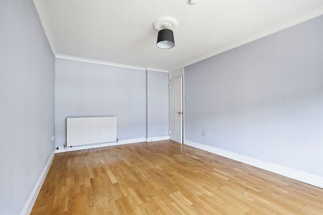 2/1 9 Balmartin Road, Glasgow photo 4