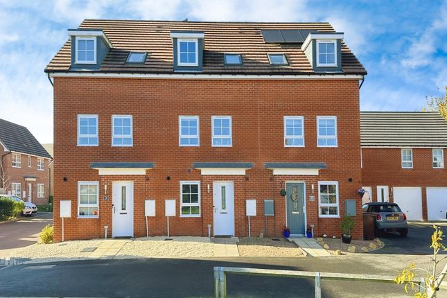 Thumbnail Terraced house for sale in Orchard Drive, Barlby, Selby