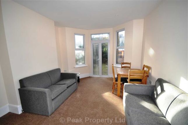 Room to rent in St Helens Road, Westcliff-On-Sea