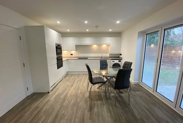 2 Clevedon House, Merton Avenue, Longfield photo 2