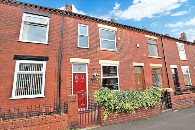 Thumbnail Terraced house to rent in Oak Street, Leigh