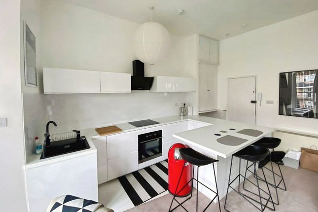 FFF, 5, Bedford Square, East Sussex photo 2