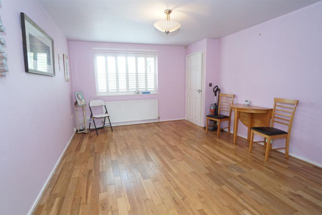 5, Billing View, Bradford photo 3