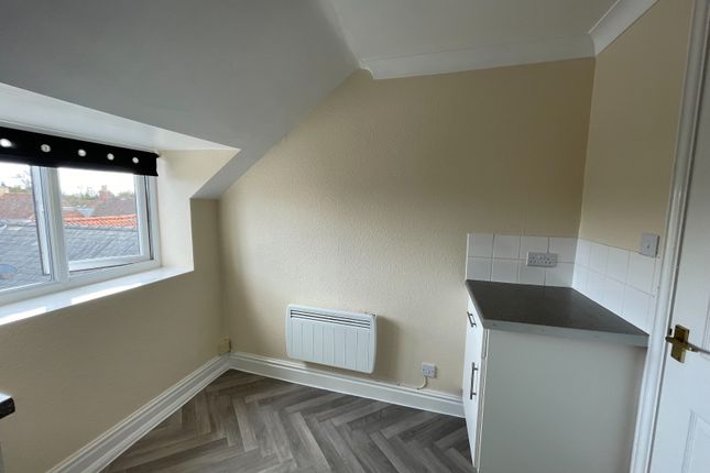 Flat 5, 21, High Street, Billingborough photo 3