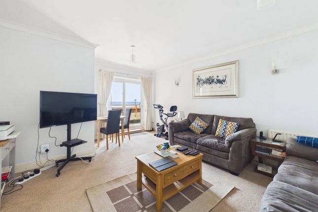 27 Capelia House, West Parade, Worthing photo 3