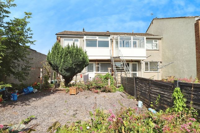 5b, Uppercliff Close, Penarth photo 2