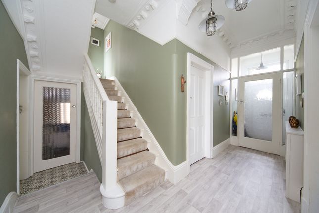 30., Elgin Drive, Wallasey photo 3