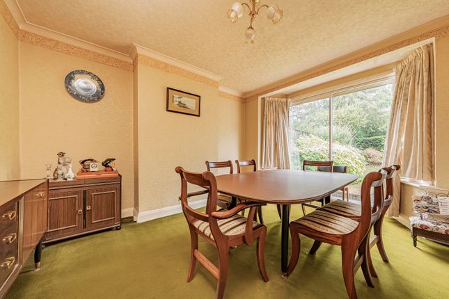 9, The Glen, Pinner photo 4