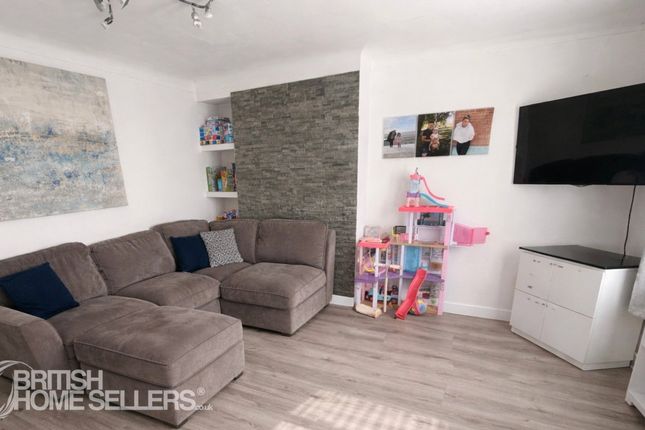 9, Manor Drive, Preston photo 2