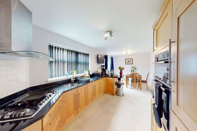 17 Winterfield Drive, Bolton photo 3