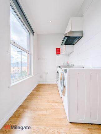 Flat 3 42a, South Ealing Road, Greater London photo 4