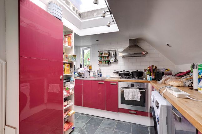 18, Fernhill Place, Putney photo 3