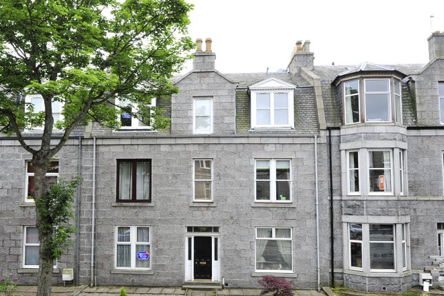 Thumbnail Flat to rent in Ground Floor Left, 279 Union Grove, Aberdeen