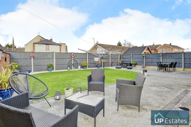 1, Milner Close, Bulkington photo 2