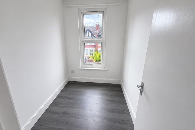 42a, Vaughan Road, Harrow photo 5