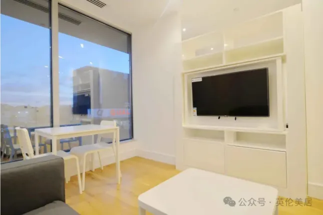 1-bed flat on Staines Road, Hounslow, £240,000