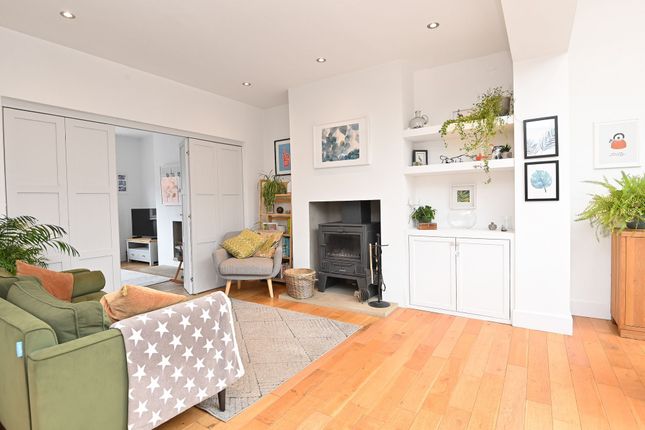 60 Harlow Crescent, Harrogate photo 3