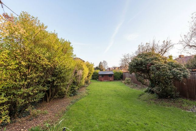 5-bed house on 161 Hendon Way, £875,000