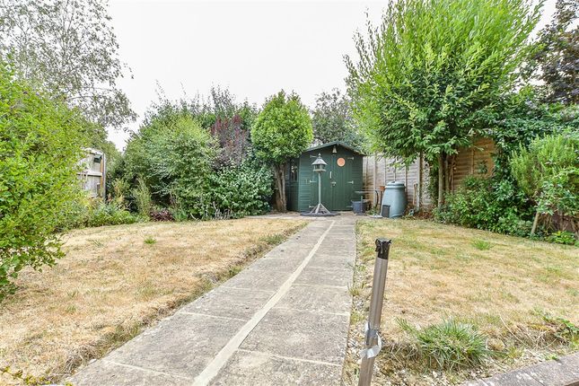 Corner Farm Road Staplehurst, Tonbridge photo 3