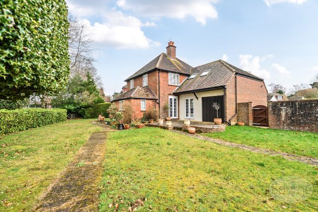Rosemary Cottage,, Hale House Lane, Farnham photo 4