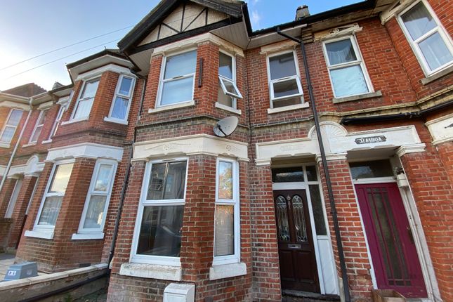 Terraced house to rent in Tennyson Road, Portswood Southampton