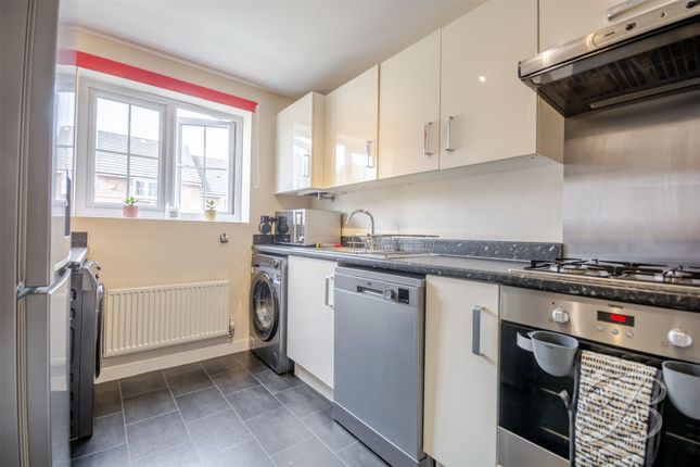23, Ladybank Rise, Nottingham photo 4