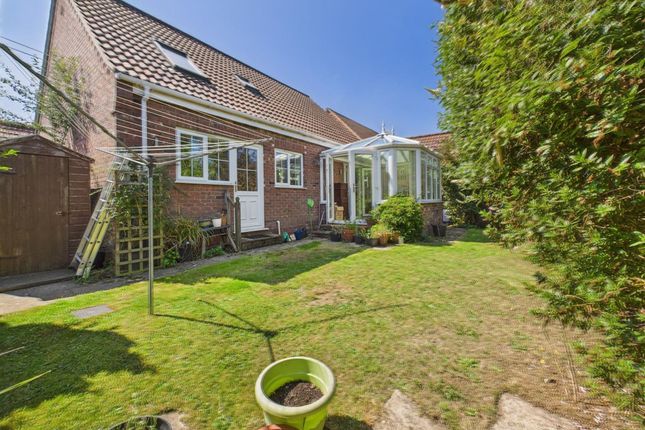 2 Bracken End Bracken Avenue, Cromer photo 3