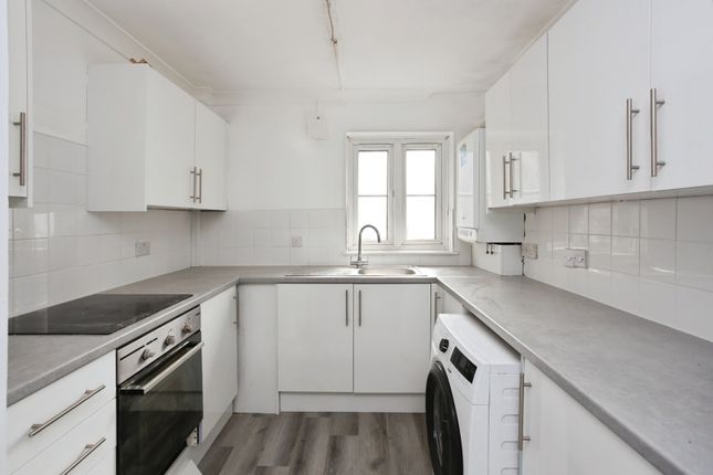 Flat 1, Cavendish Court 52-54,, Hadlow Road, Kent photo 4