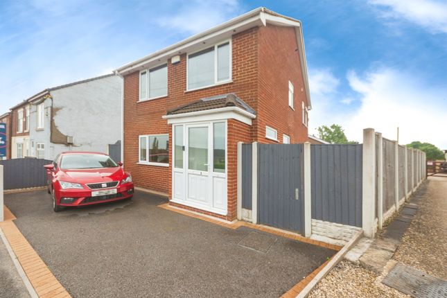 Thumbnail Detached house for sale in Ward Street, New Tupton, Chesterfield