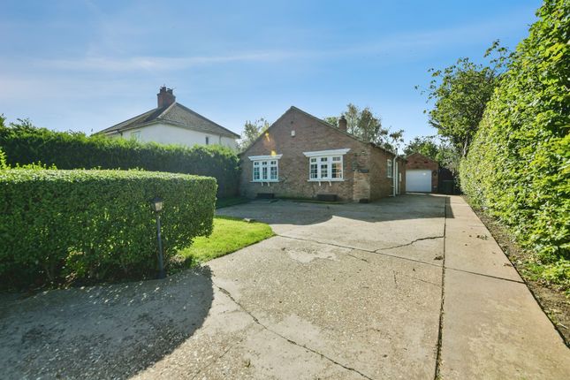 2-bed bungalow on The Conifers, Firsby Road, SPILSBY, £180,000