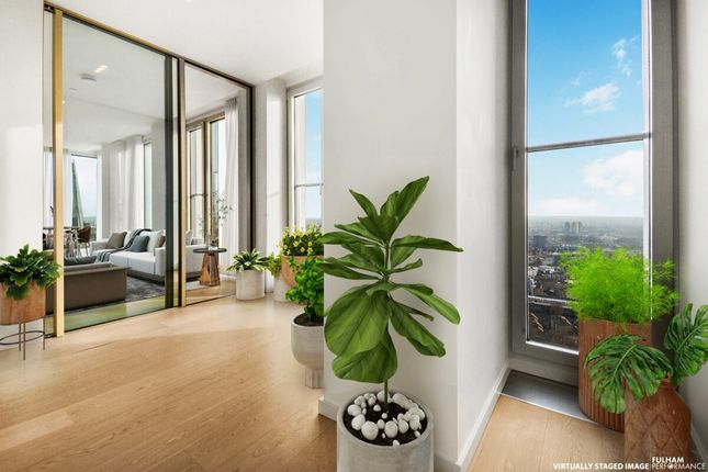 Flat for sale in Upper Ground, London