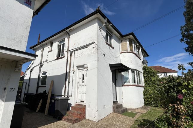 1-bed flat on 75, Westmere Drive, London, £100,000